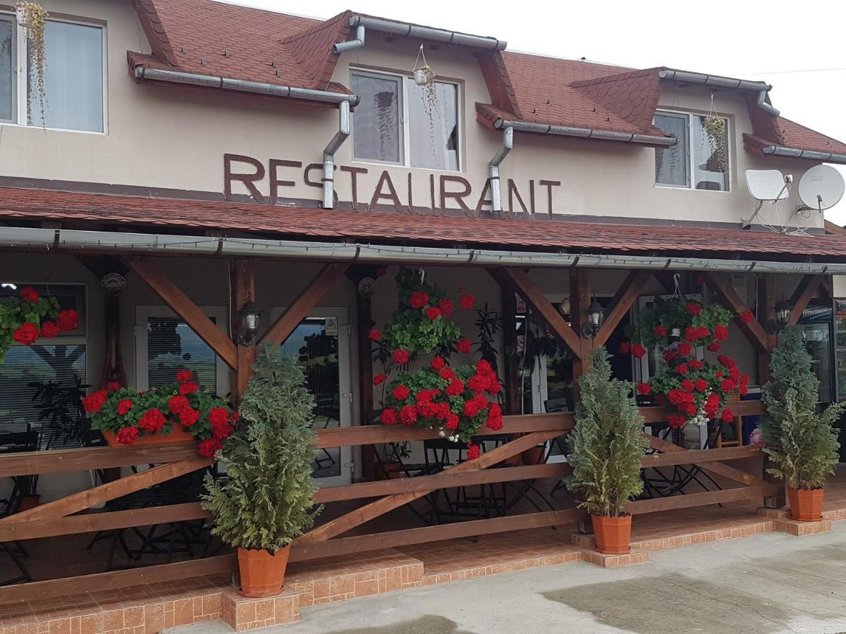 Casa Soral Bed & Breakfast Uriu Ngoại thất bức ảnh